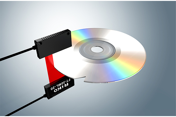 Detecting damage of metal disc.