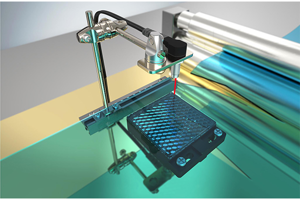 Detecting leakage of transparent film.